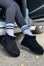 Load image into Gallery viewer, Chestnut Faux Fur Lined Suede Ankle Snow Boots