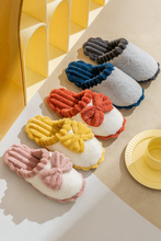Load image into Gallery viewer, Fushia Bow Plush Winter Slipper