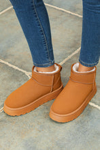 Load image into Gallery viewer, Chestnut Faux Fur Lined Suede Ankle Snow Boots