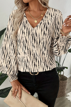 Load image into Gallery viewer, Apricot Abstract Print Puff Sleeve Smocked Cuffs Blouse