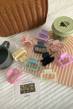 Load image into Gallery viewer, Black Square Frosted Rectangle Hair Clip
