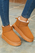 Load image into Gallery viewer, Chestnut Faux Fur Lined Suede Ankle Snow Boots
