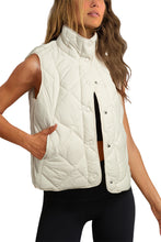 Load image into Gallery viewer, Black Quilted High Neck Button Up Pocket Vest Coat

