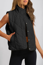 Load image into Gallery viewer, Black Quilted High Neck Button Up Pocket Vest Coat
